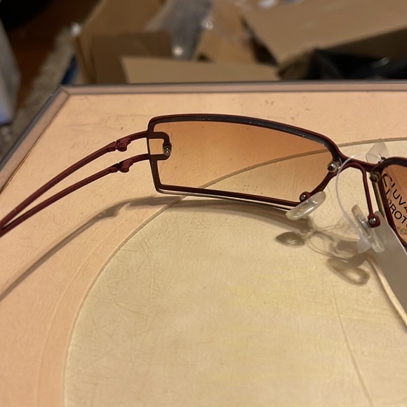 NWOT MODERN RECTANGULAR AMBER TINTED LENSES RUBBER FINISH 400 UV400 - Picture 5 of 5